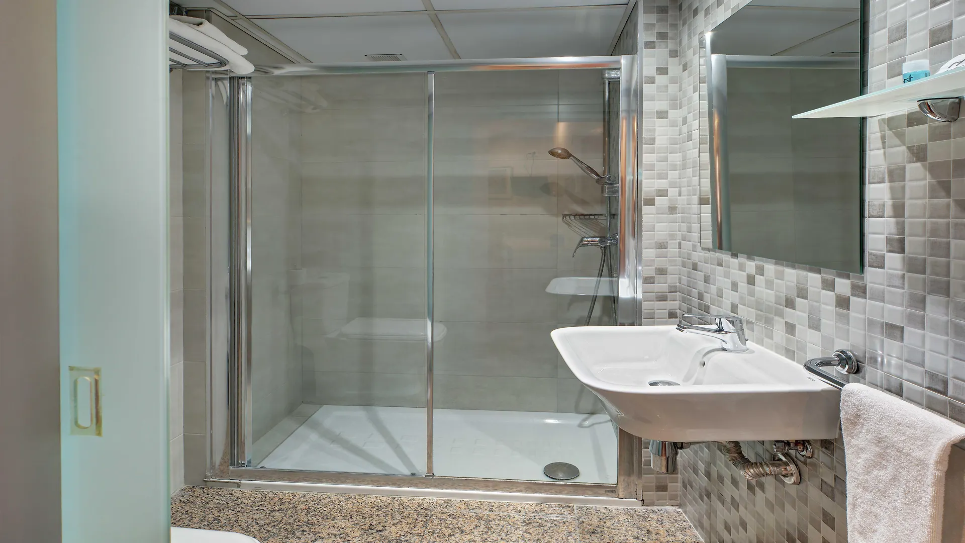 Hotel Nuevo Triunfo Барселона 2*,  Испания