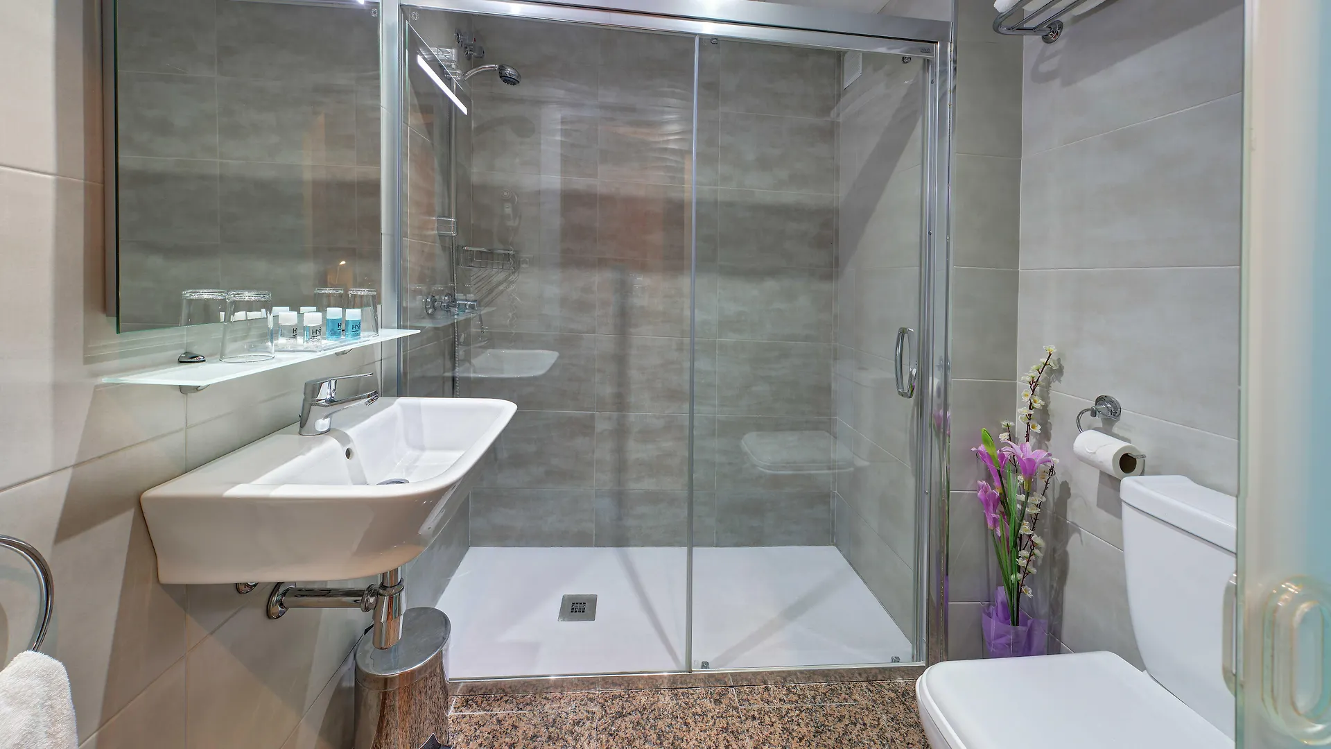 ברצלונה Hotel Nuevo Triunfo 2*,