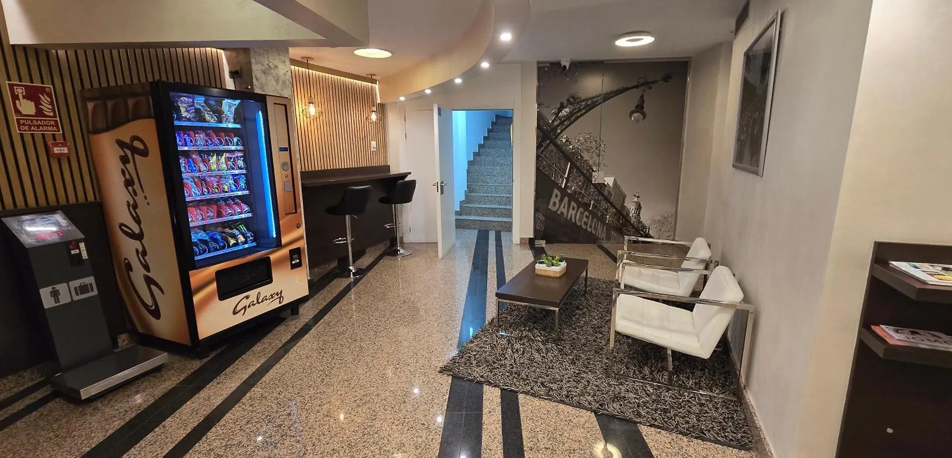 Hotel Nuevo Triunfo Барселона 2*,  Испания
