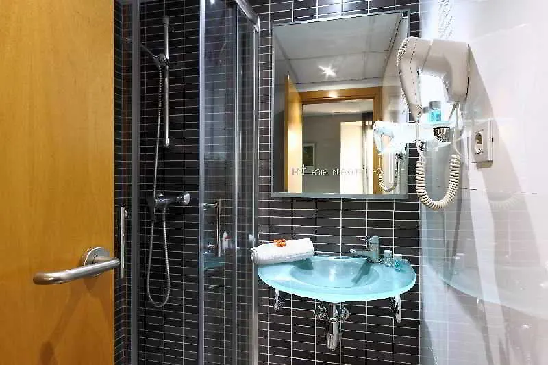 Hotel Nuevo Triunfo Барселона